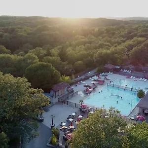 https://camping-les-reflets-du-quercy.midi-pyreneeshotels.com